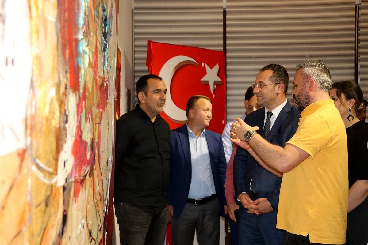 Türkiye Yüzyılı’nı resmettiler