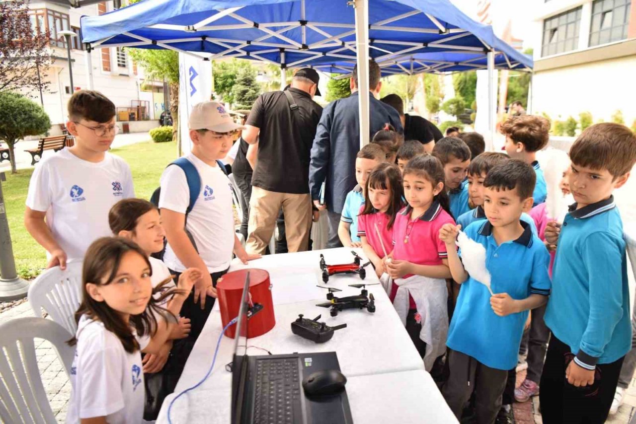 Büyükşehir’in Yaz Spor Okulları 20 ilçeye yayıldı