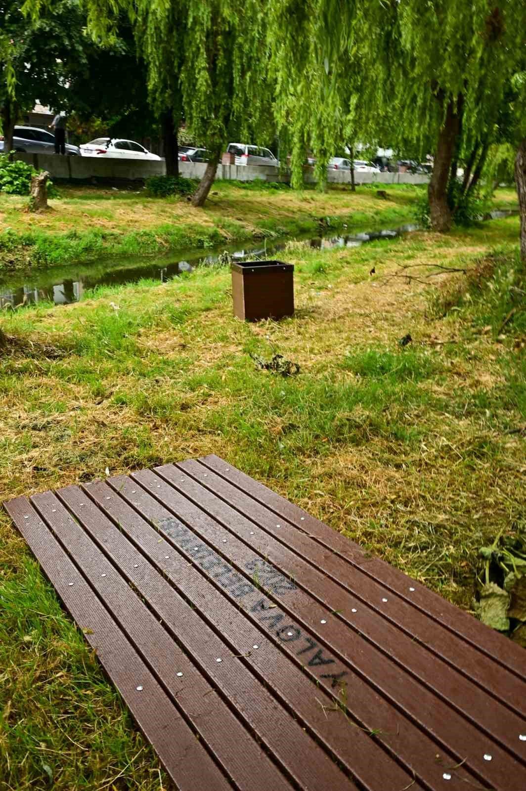 Yalova’da Vandallar iş başında