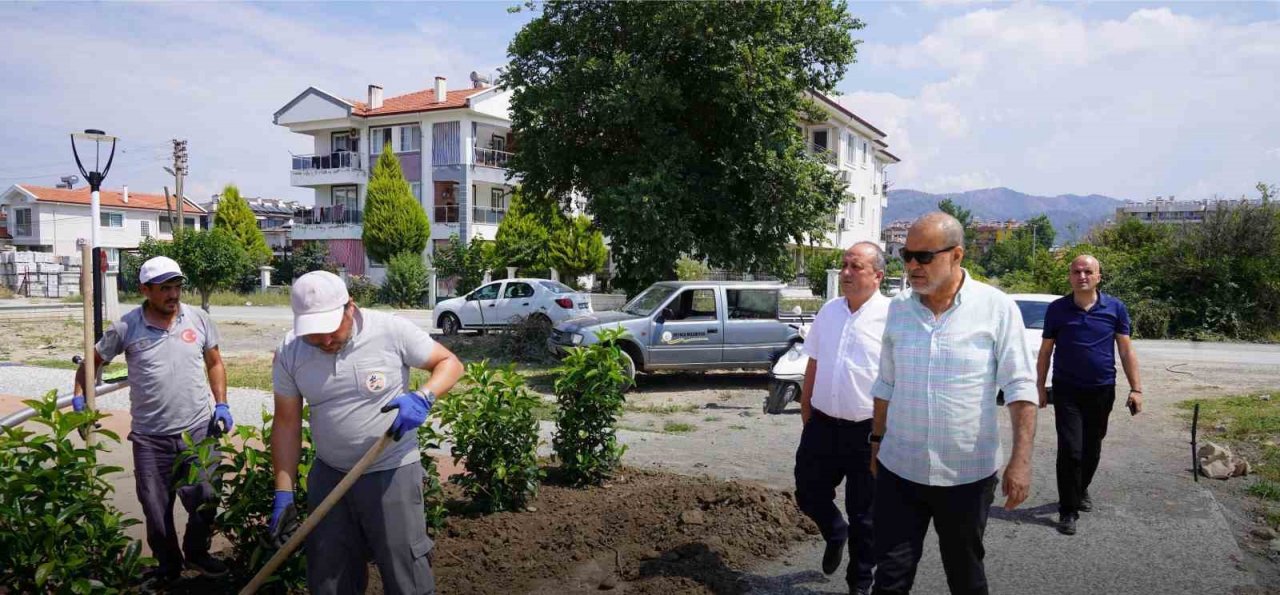 Başkan Uzundemir, yenilenen parkta inceleme yaptı