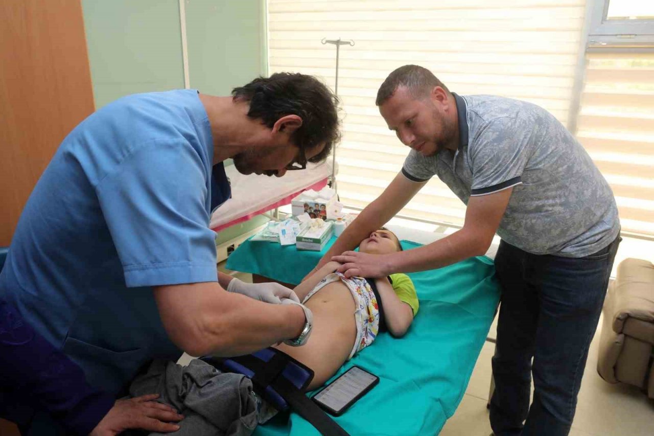 Yenimahalle’nin minikleri sünnet oldu