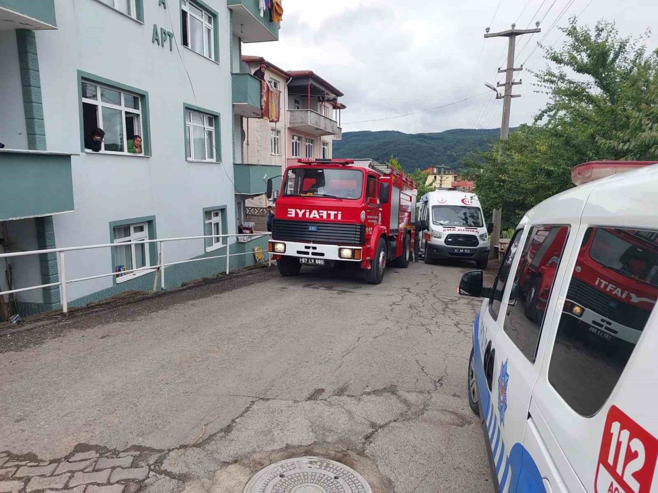 7 yaşındaki Muhammet, soğukkanlılığıyla ekipleri alarma geçirdi