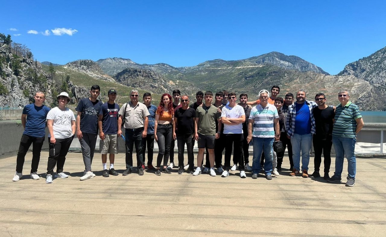 AEDAŞ, Yüksek gerilim dalı öğrencilerini saha eğitimleriyle sektöre hazırlıyor