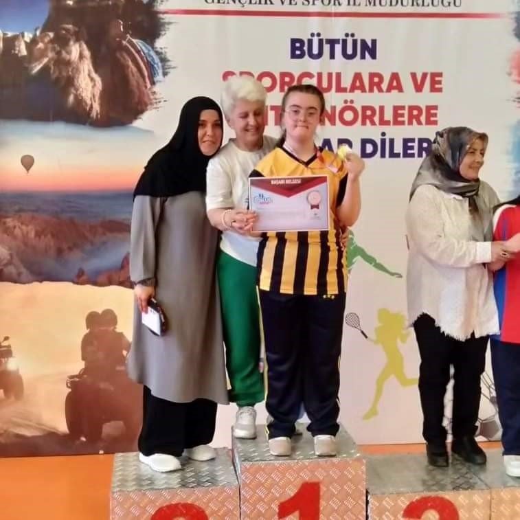 Özel sporcular Masa Tenisi Türkiye Şampiyonu Kdz. Ereğli’den