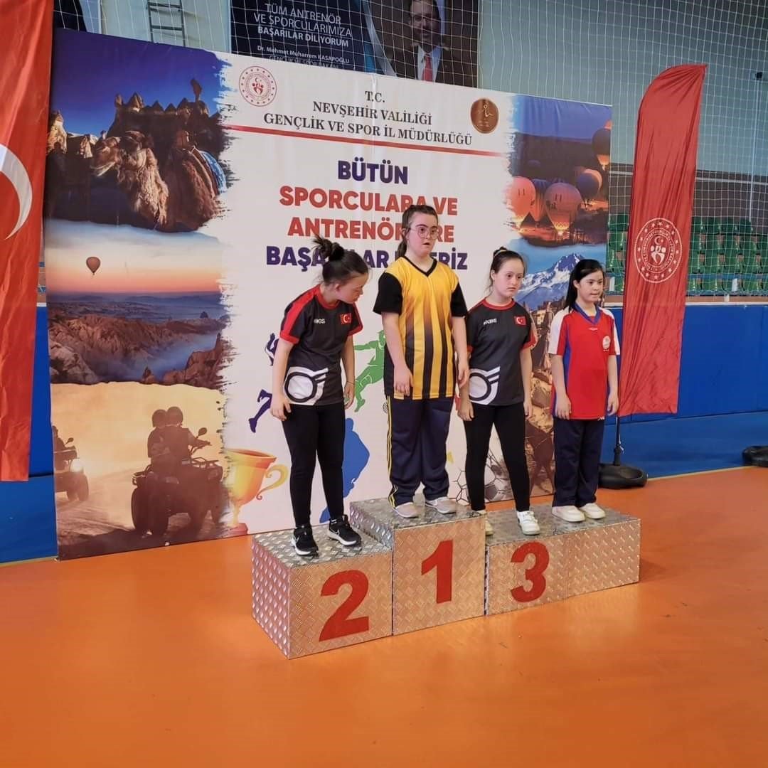 Özel sporcular Masa Tenisi Türkiye Şampiyonu Kdz. Ereğli’den