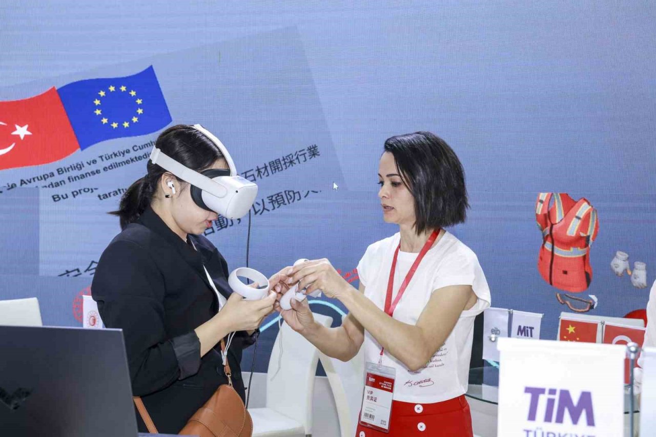 Türk doğal taş ihracatçıları Çin’de hedef büyüttü