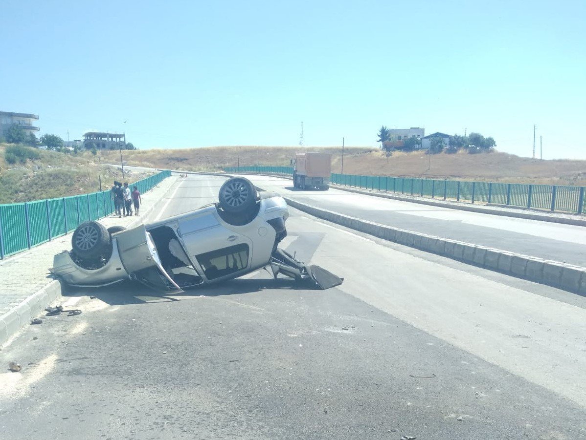 Kontrolden çıkan otomobil takla attı: 1 yaralı