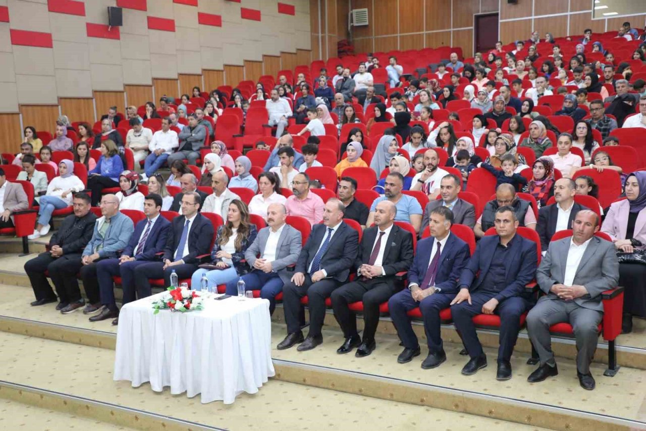 “Okuyan Şehir Ağrı” projesi ödül töreni