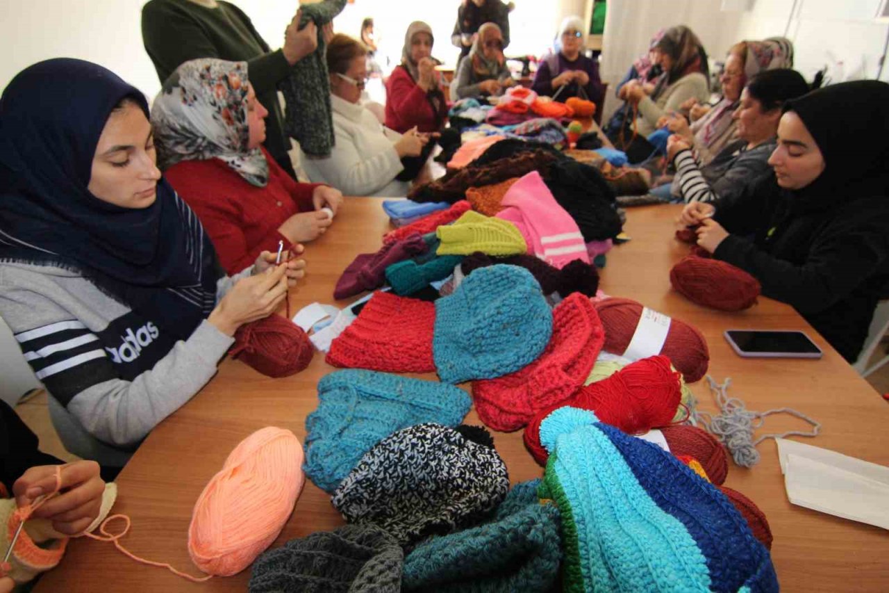 Alanyalı kadınların el emeği göz nuru eserleri vatandaşlarla buluşmaya hazır