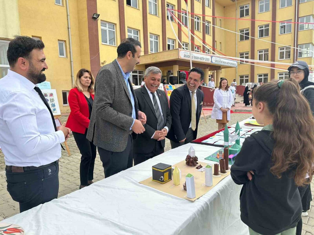 Altıntaş’ta imam hatip şenliği