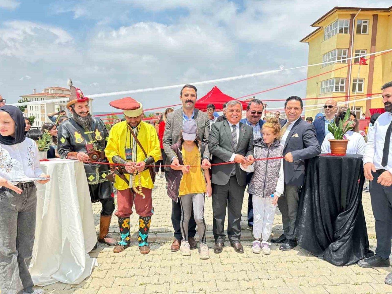 Altıntaş’ta imam hatip şenliği