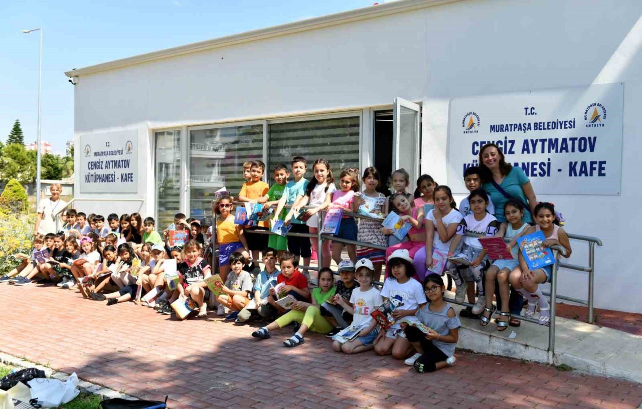 Cengiz Aytmatov’da okuma saati