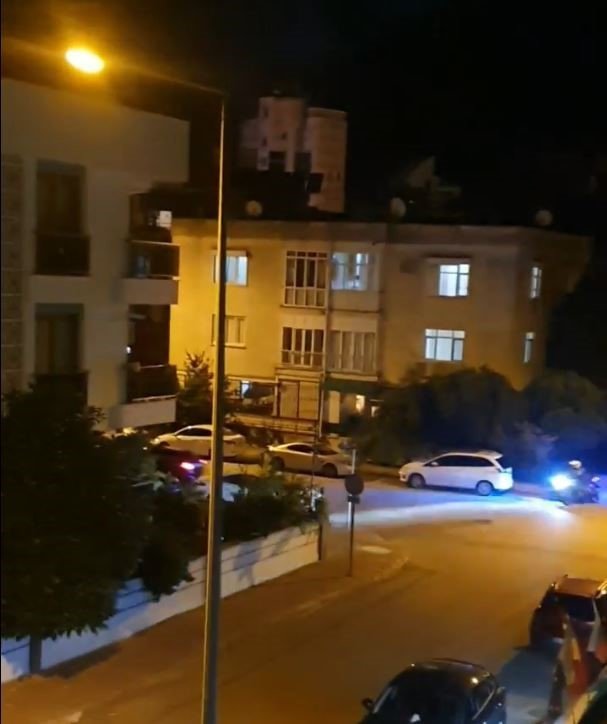 Polisin ‘dur’ ihtarına uymayan ehliyetsiz sürücü, Şahin Timleri’nin kurt kapanı taktiğiyle neye uğradığını şaşırdı