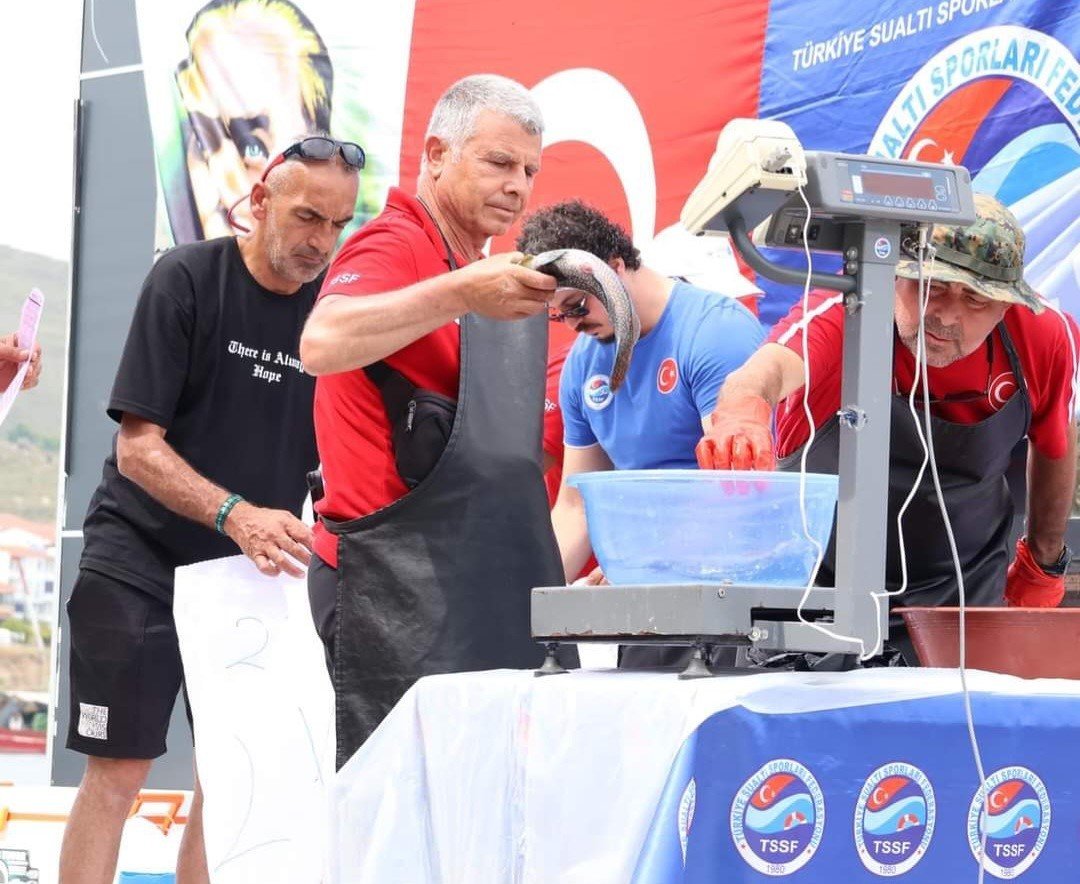 Avşa’da zıpkınla balık avı Türkiye Şampiyonası gerçekleşti