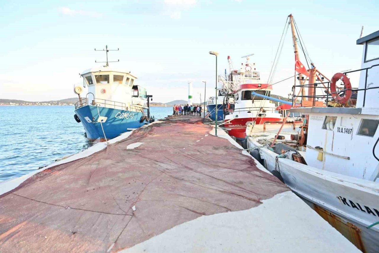 50 bin metrekare hayalet ağ denizlerden arındırıldı