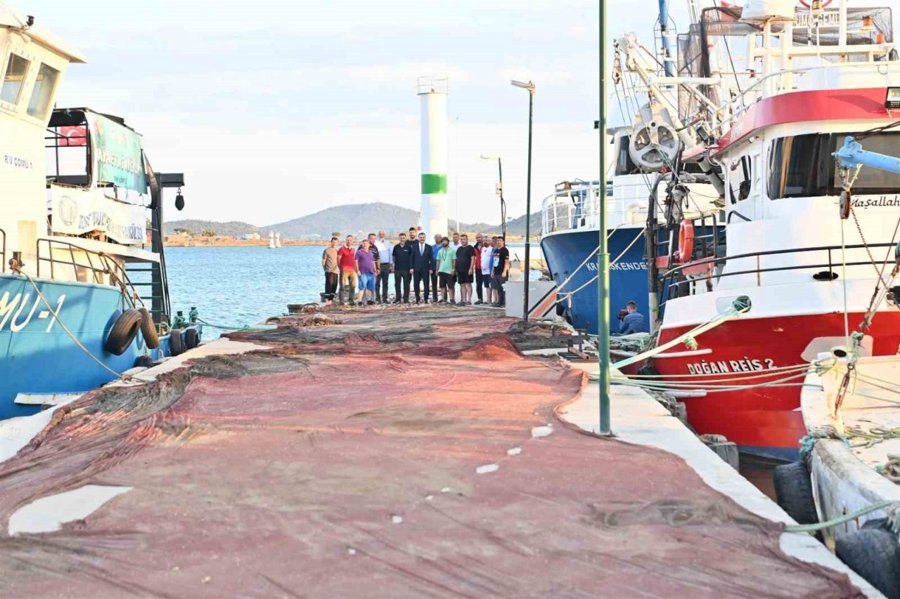 50 bin metrekare hayalet ağ denizlerden arındırıldı