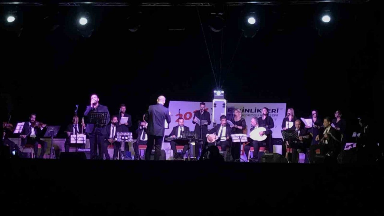 Diyarbakır Medeniyetler Korosu’ndan tarihi Hasankeyf’te konser