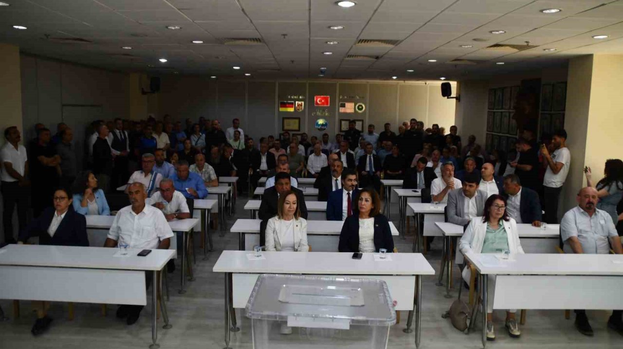 Söke’nin Belediye Başkanı Dr. Mustafa İberya Arıkan oldu