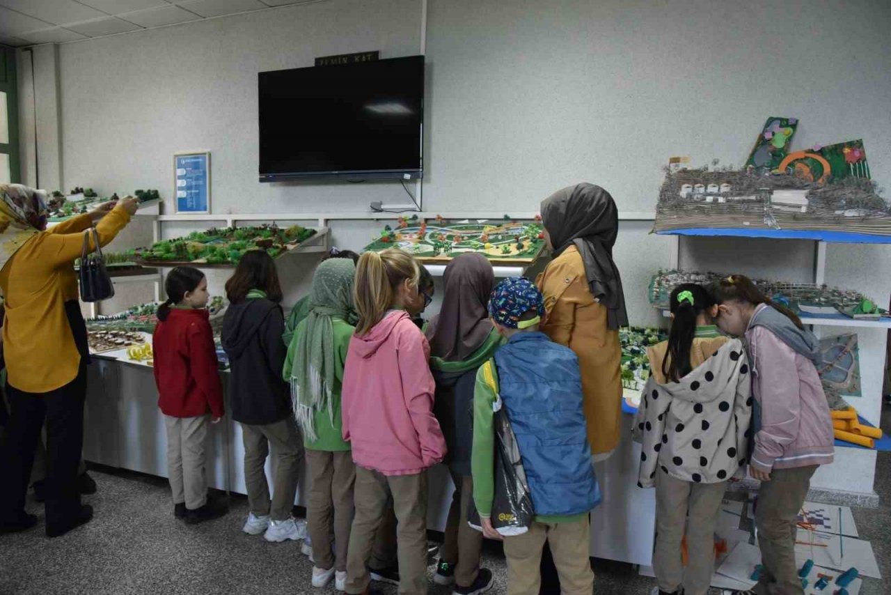 İlkokul öğrencileri doğayı tanıyorlar