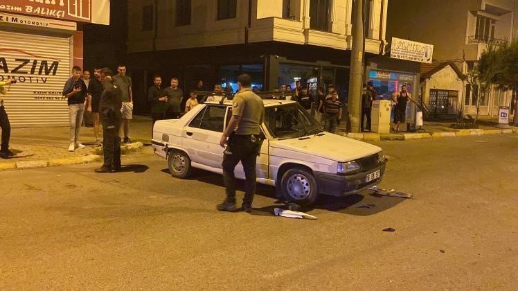 Edirne’de ilginç kaza: Kazaya karışan iki sürücü kaçtı