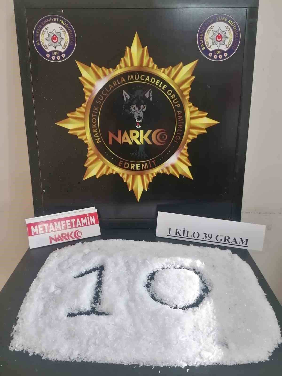 Edremit’te bir kilogram uyuşturucu ele geçirildi