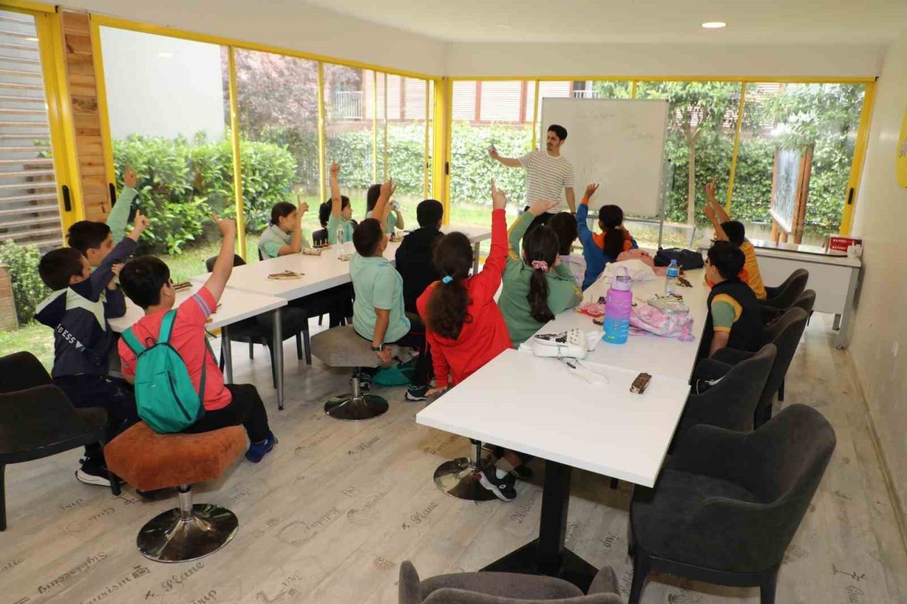 Eyüpsultan’da matematik evi 2 yılda 30 bin öğrenciyi ağırladı