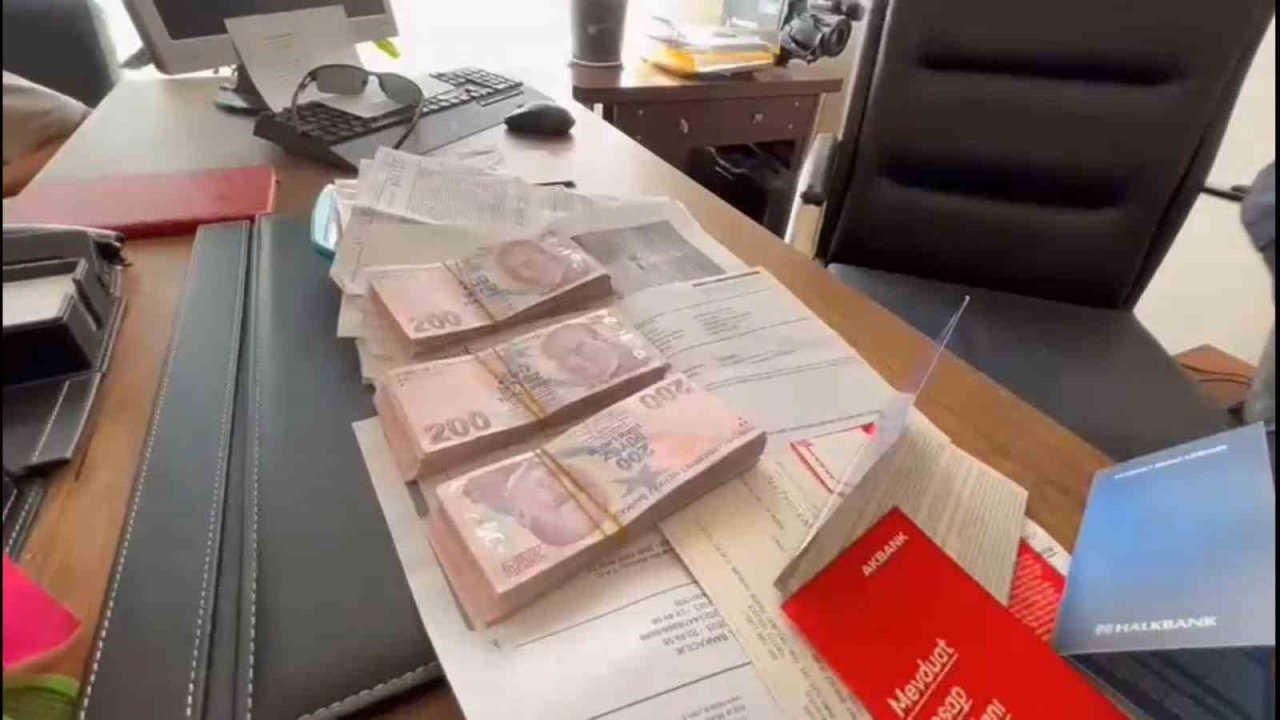 İzmir’de devleti milyarlarca lira zarar sokan naylon faturacı yakalandı