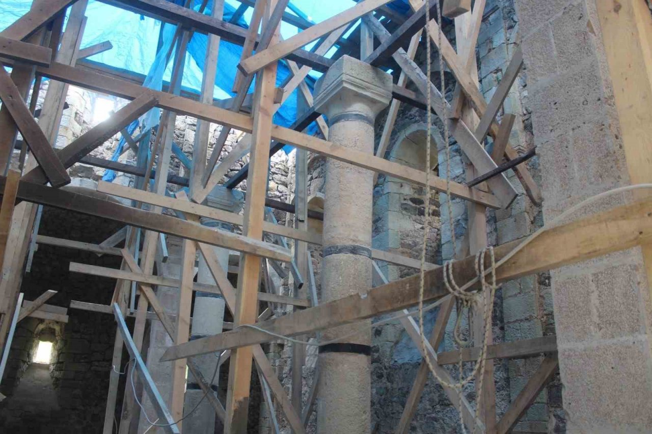 Giresun’da Çakrak Kilisesi’nin restorasyonu devam ediyor