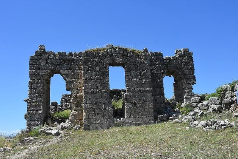 En eski mescitlerden olan Barındıran Sillyon Antik Kenti turizme kazandırılıyor