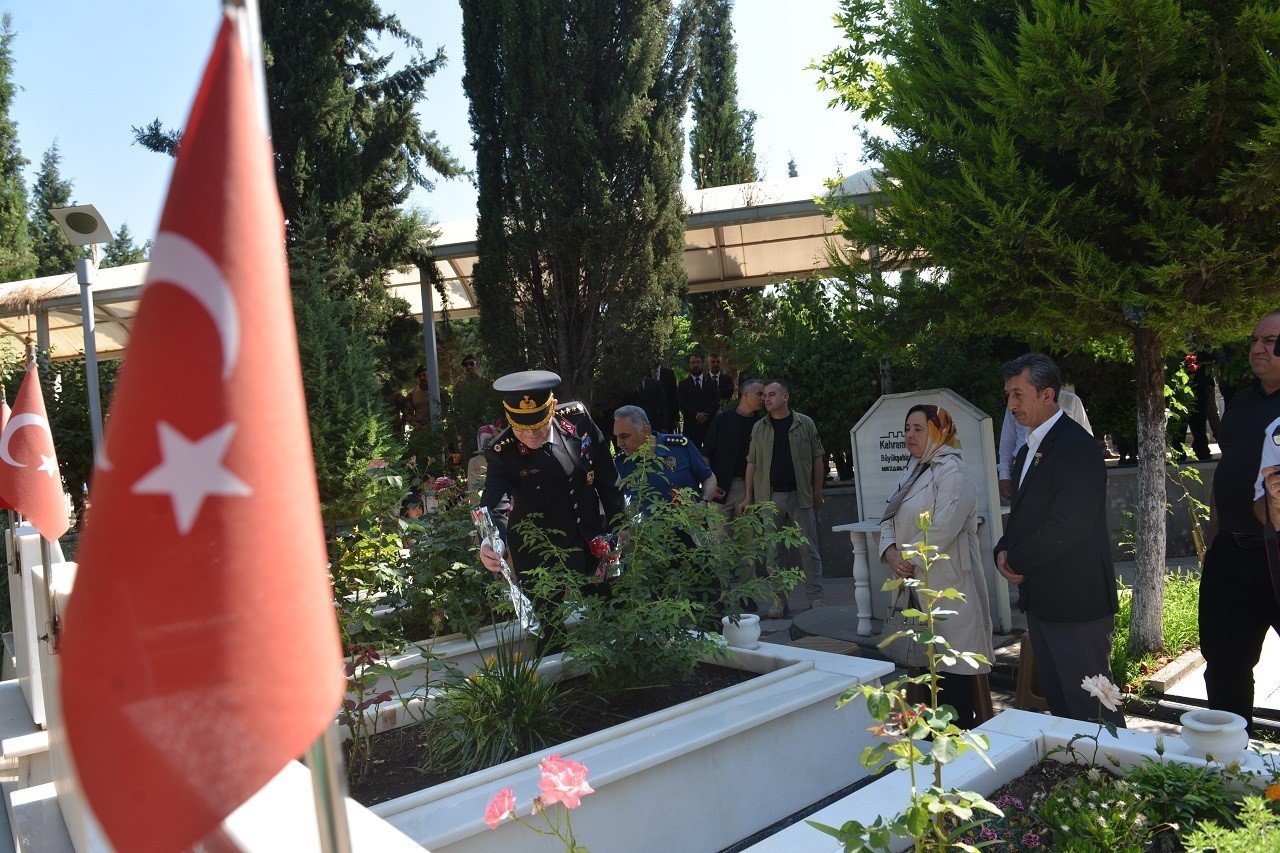 Jandarma Teşkilatının 184. kuruluş yıl dönümünde şehitler anıldı