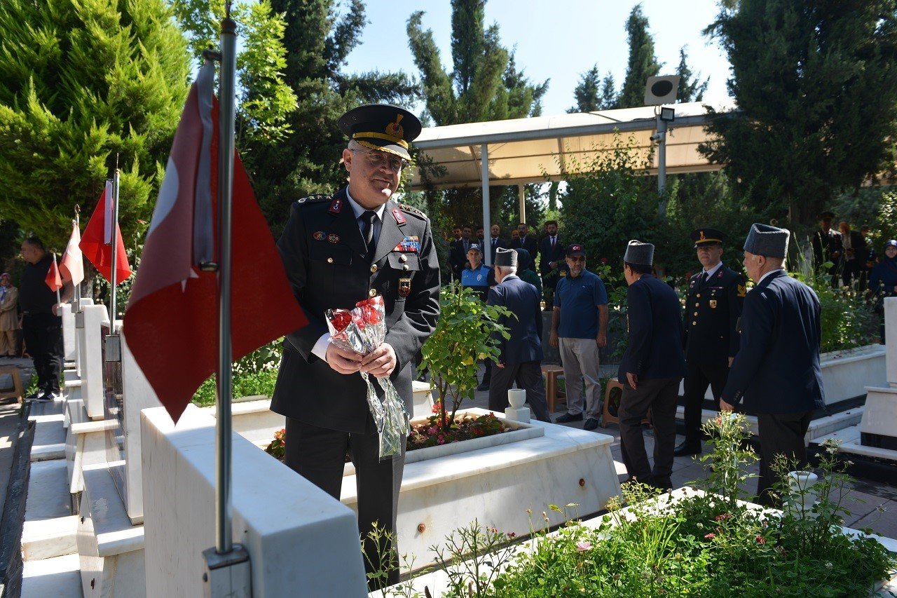 Jandarma Teşkilatının 184. kuruluş yıl dönümünde şehitler anıldı