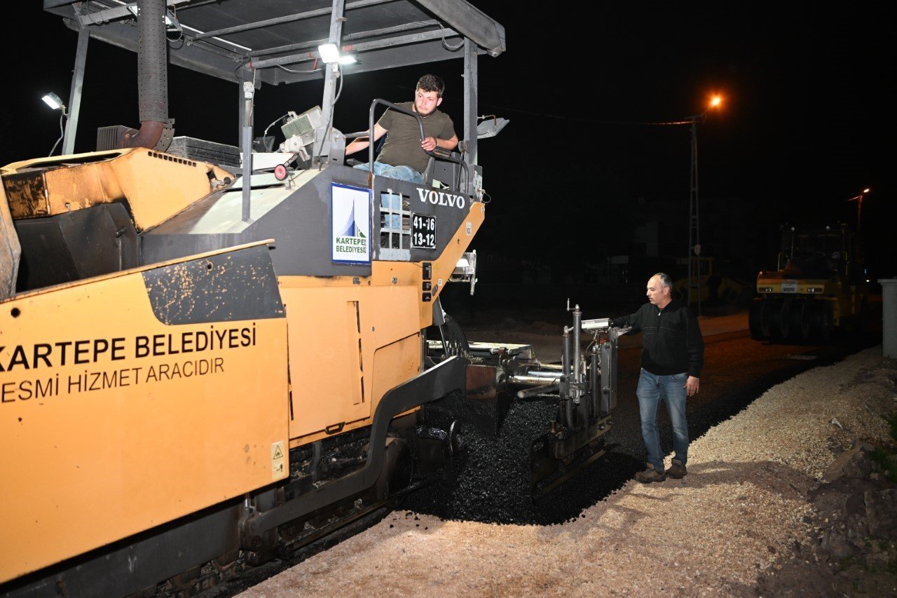 Kartepe’nin sokakları asfalta kavuşuyor