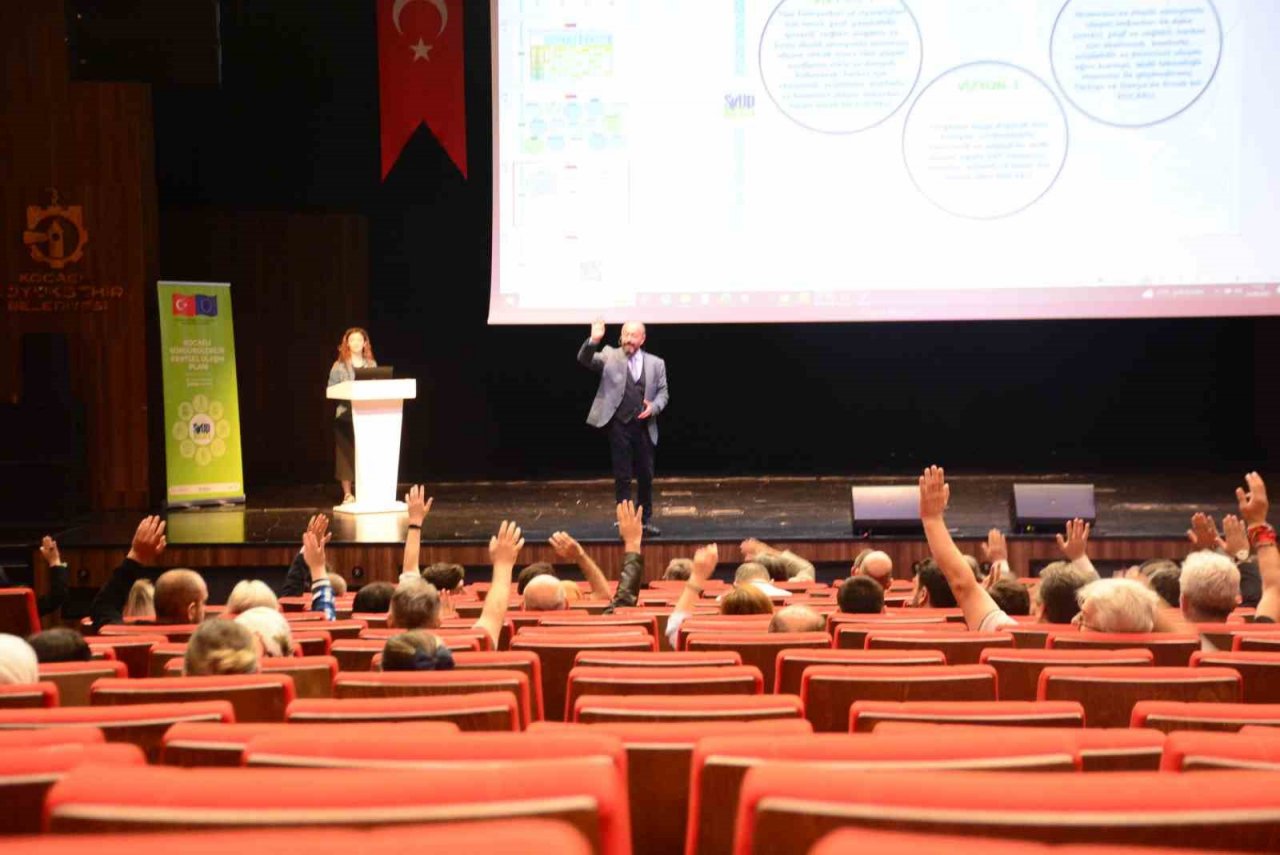 Kocaeli’nin sürdürülebilir kentsel ulaşım planı için kollar sıvandı