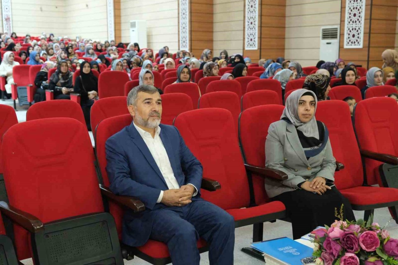 Kuran Kursu öğreticilerine yönelik 2023 Yaz Kuran Kursu Semineri yapıldı