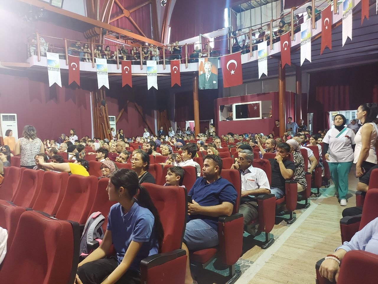 Melsa Mesleki Teknik ve Anadolu Lisesi’nde mezuniyet heyecanı