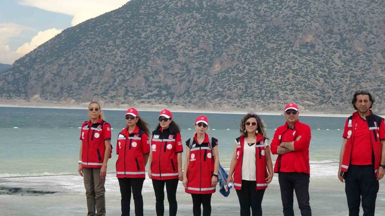 Dünyaca ünlü Salda Gölü’nde su altı arama kurtarma tatbikatı