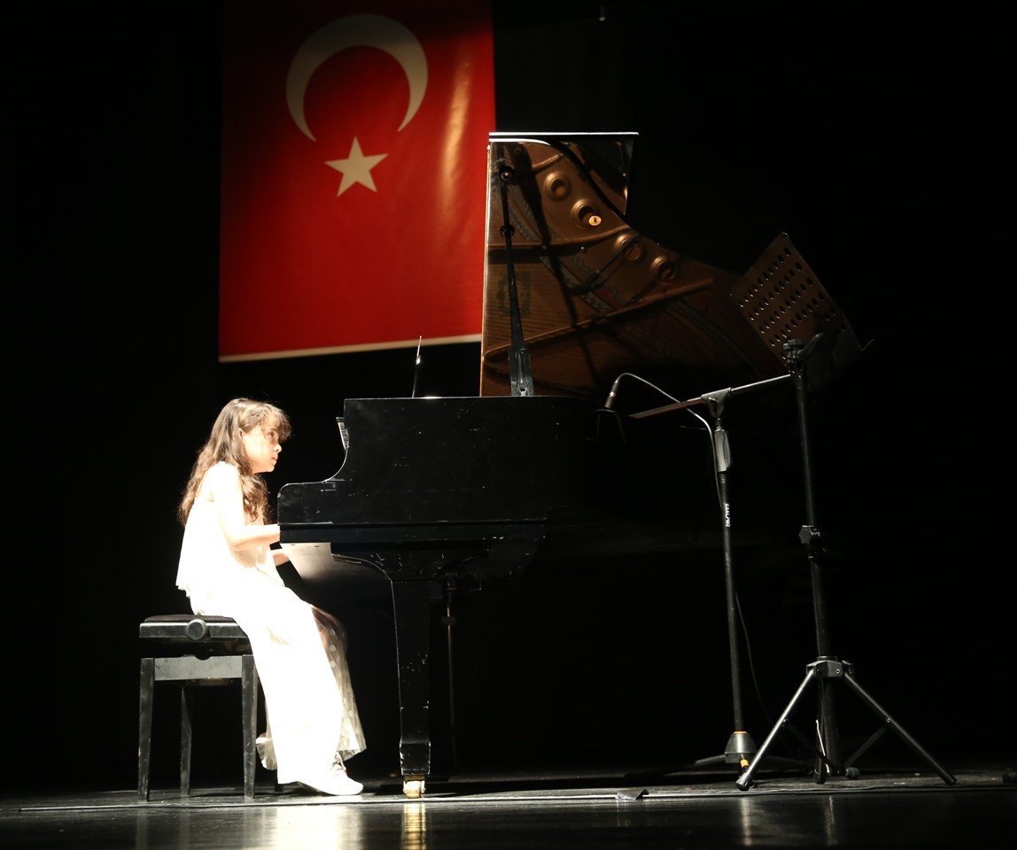 Nilüfer’de 426 kursiyer hünerlerini sergiledi