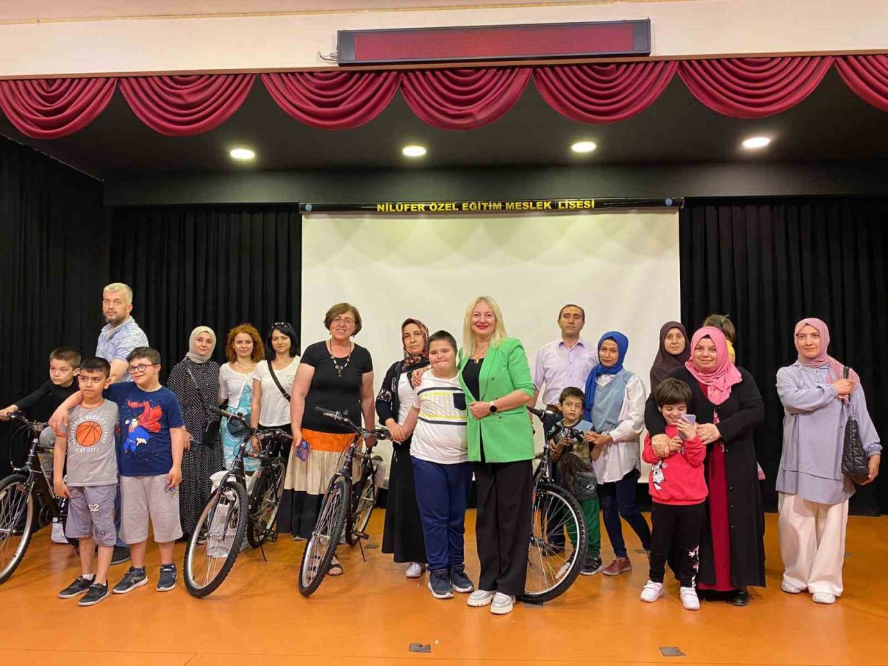 Nilüfer Belediyesi’nden en çalışkan öğrencilere bisiklet ödülü