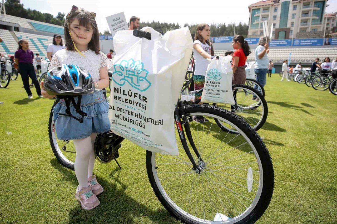 Nilüfer Belediyesi’nden en çalışkan öğrencilere bisiklet ödülü