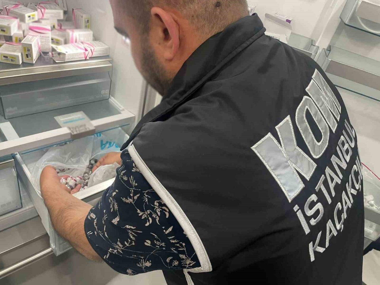 İstanbul’da 4 milyon 500 bin lira değerinde kaçak botoks ilacı ele geçirildi