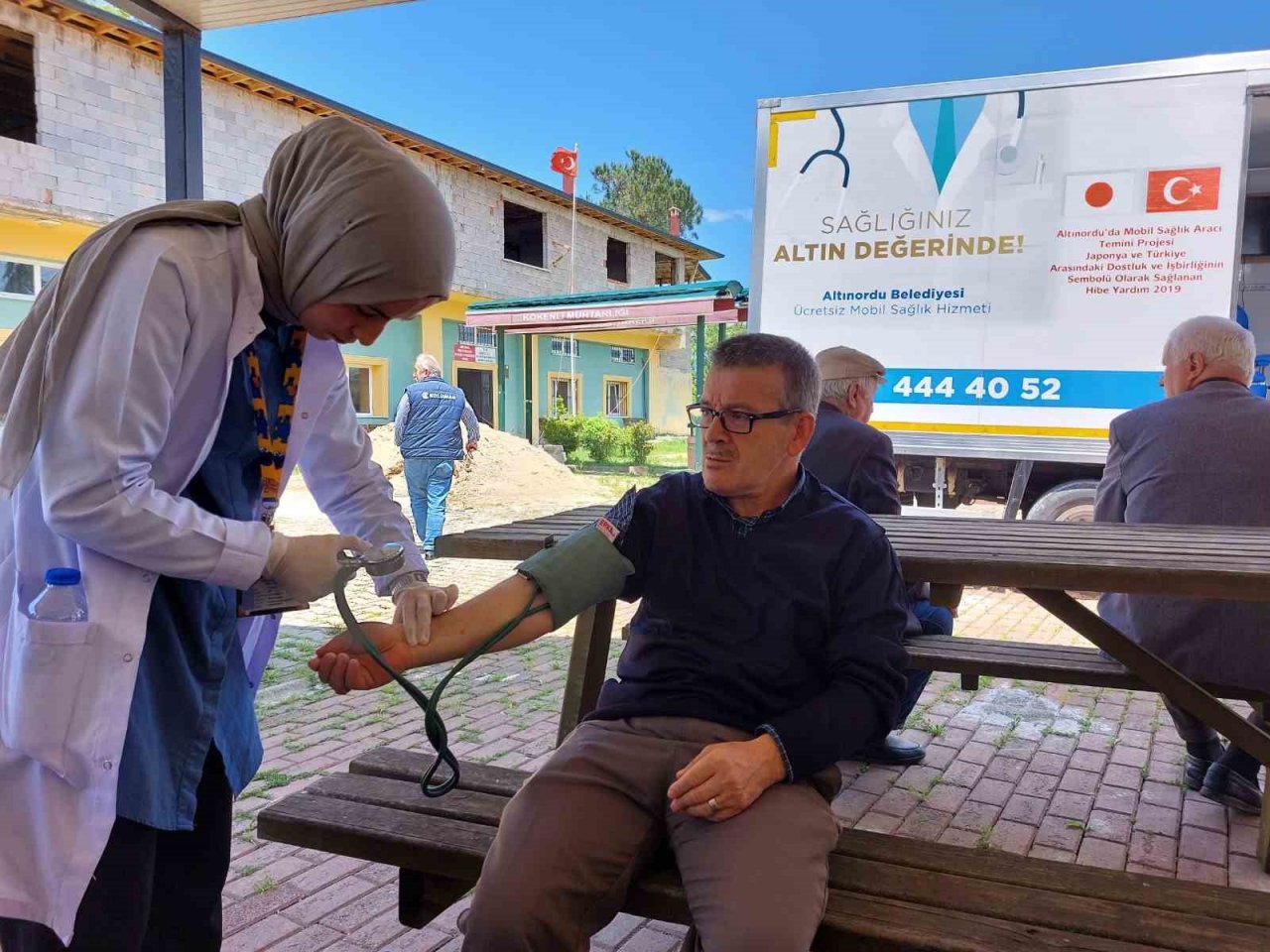 Mobil sağlık tarama aracı, 3 ayda 5 bin kişiye hizmet verdi