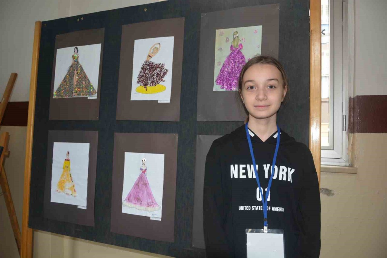 Ortaokul öğrencilerden 300 adet görsel eser