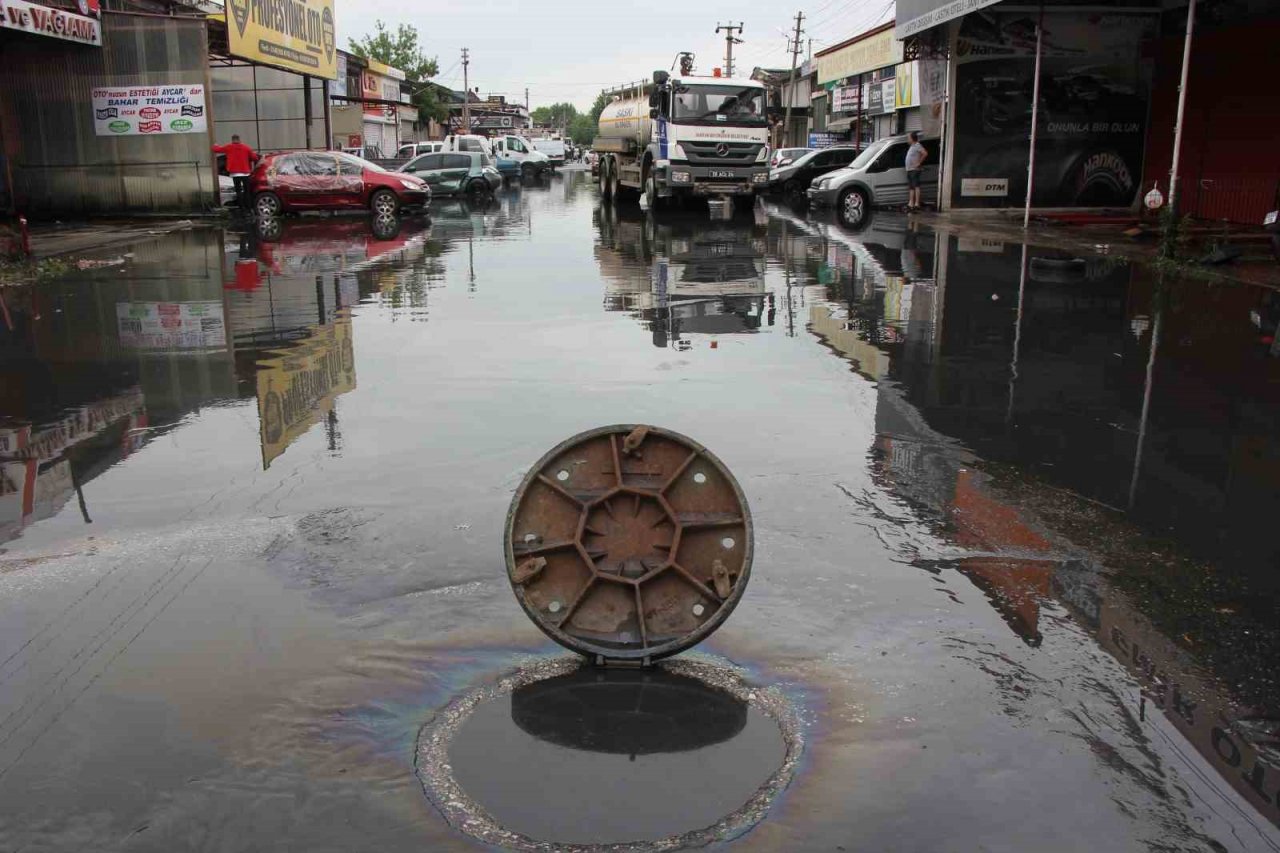 Selin vurduğu sanayide yaralar sarılıyor