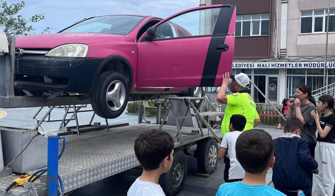 Simülasyon Aracı ile emniyet kemeri eğitimi