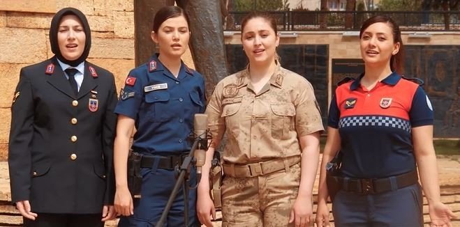 Jandarma personelinden anlamlı klip