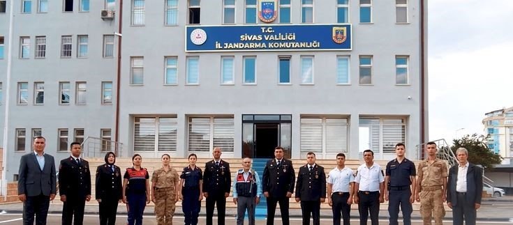 Jandarma personelinden anlamlı klip