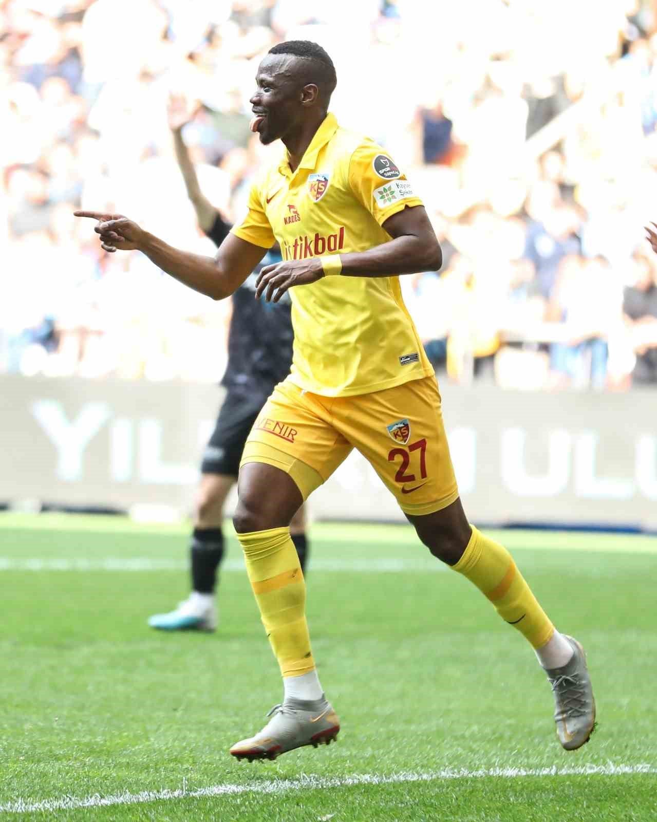 Kayserispor’da 11 ülkeden futbolcu forma giydi