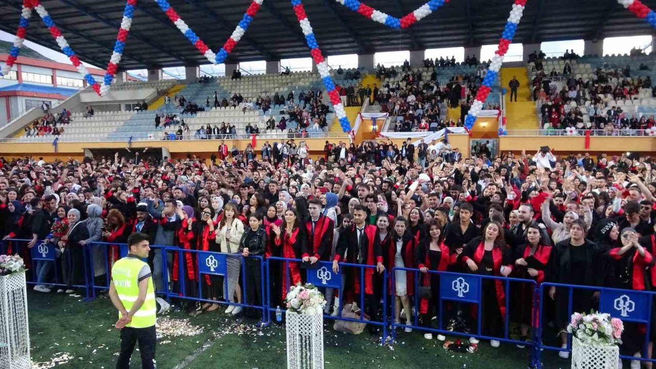 TOGÜ mezunlarını konser ile uğurladı