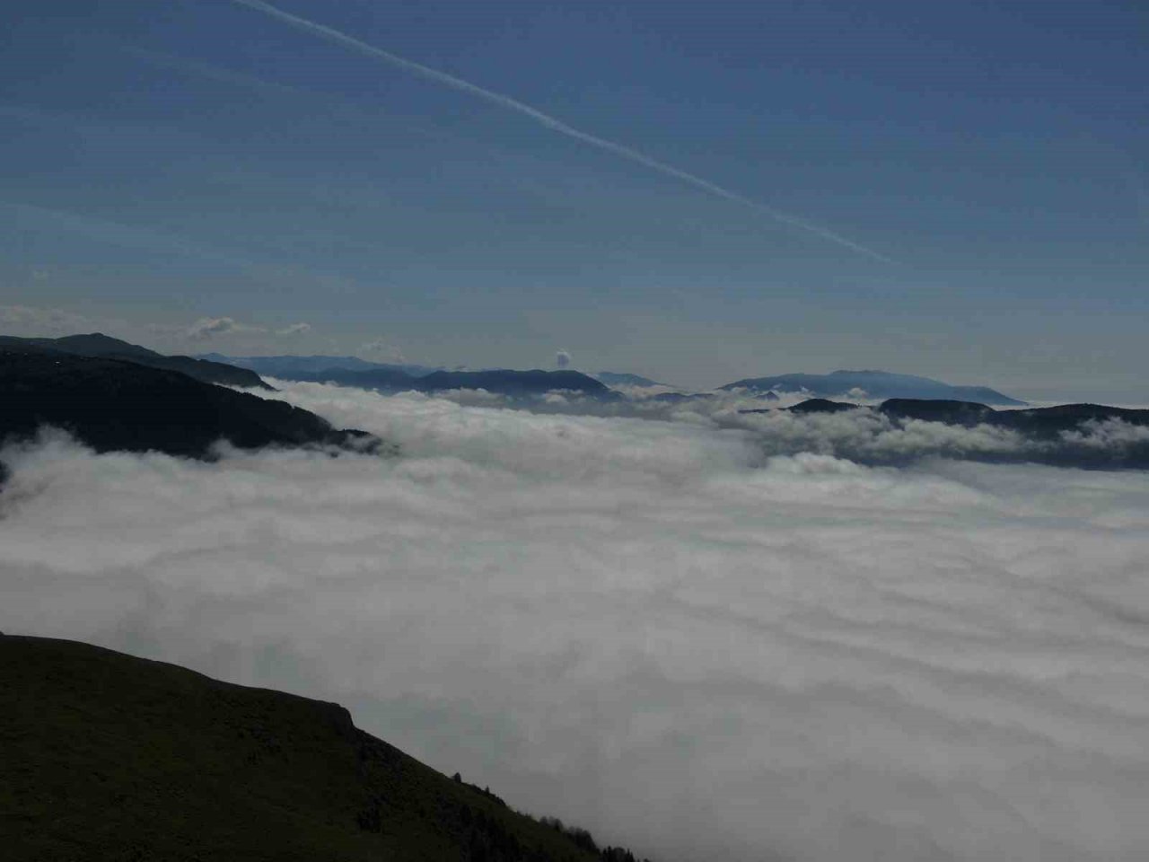 Trabzon’un yaylalarından eşsiz bulut denizi manzaraları