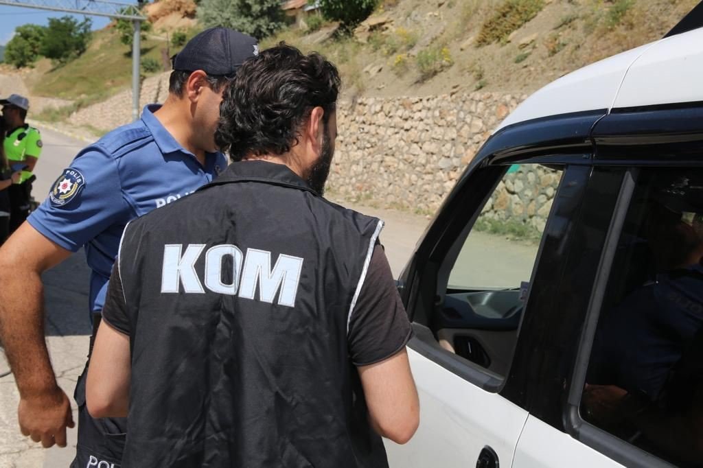 Ülke genelinde düzensiz göç uygulaması: 440 şahsa idari yaptırım uygulandı